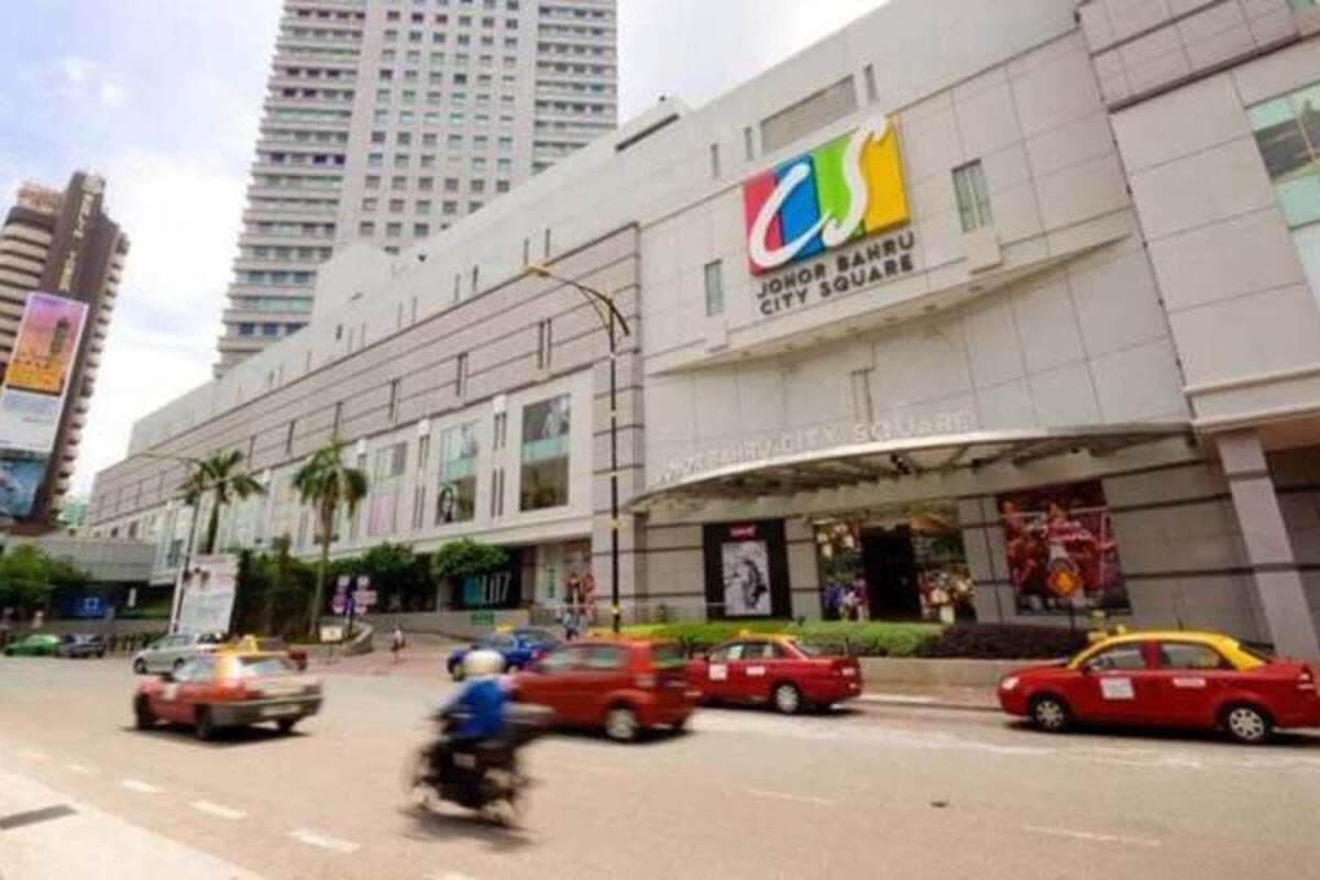 Cozy 2br Tritower Near Jb Ciq Jbcc & Capri Pangsapuri *