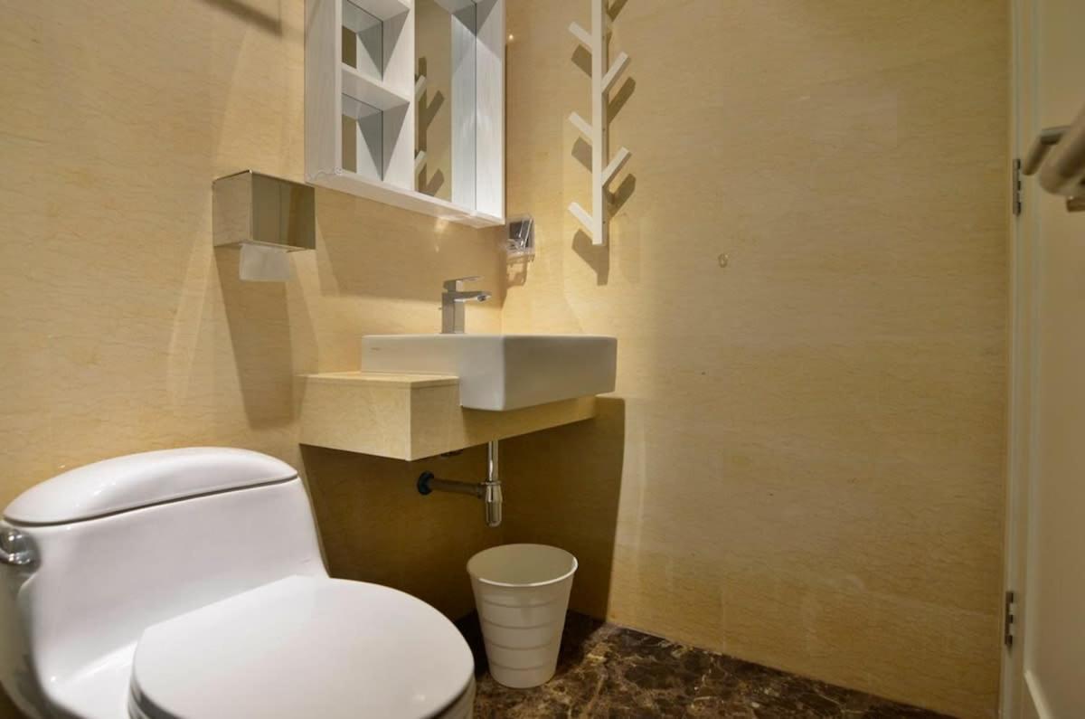 Cozy 2br Tritower Near Jb Ciq Jbcc & Capri *