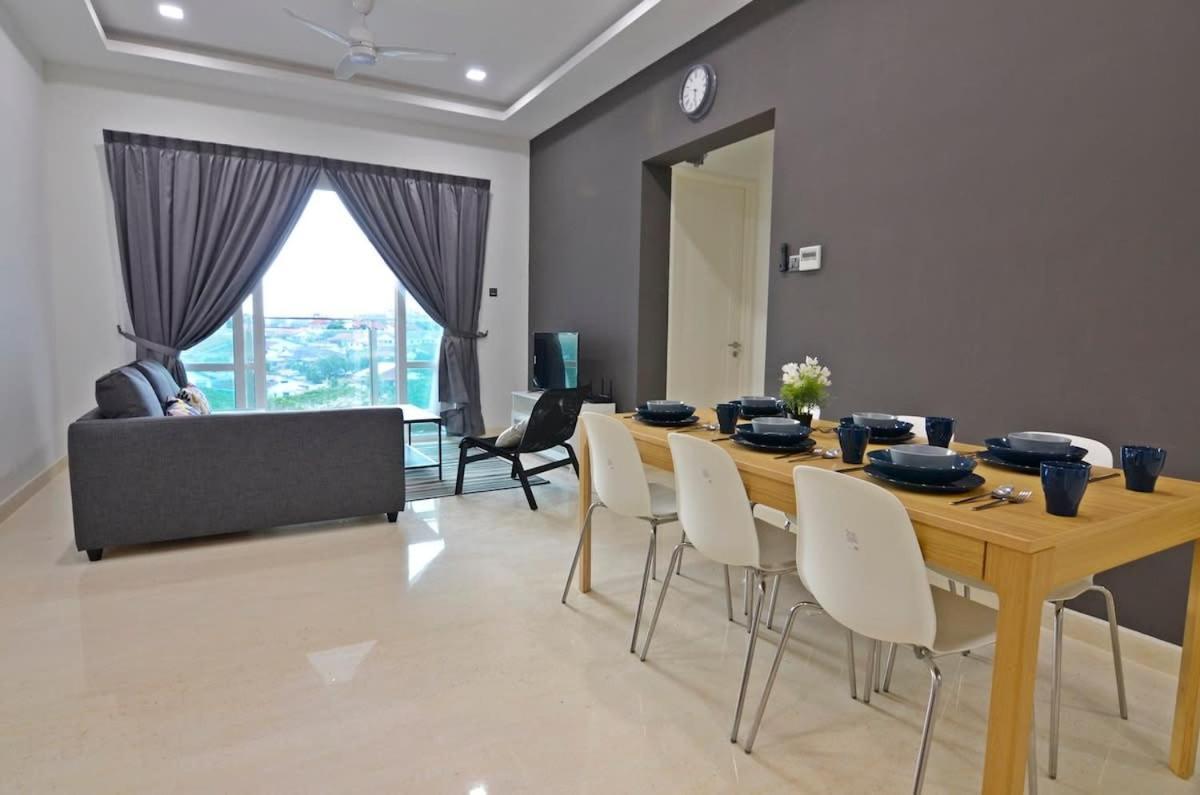 Pangsapuri Cozy 2br Tritower Near Jb Ciq Jbcc & Capri *